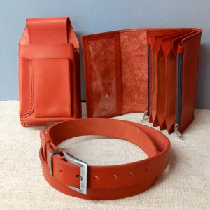 Kožený číšnický set - kožená kasírka, kožené pouzdro na kasírku, kožený opasek skladem