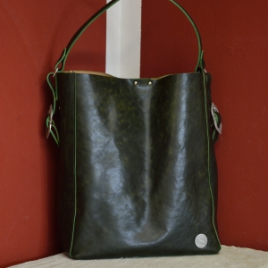 Dámská kožená taška Karin A4 skladem
